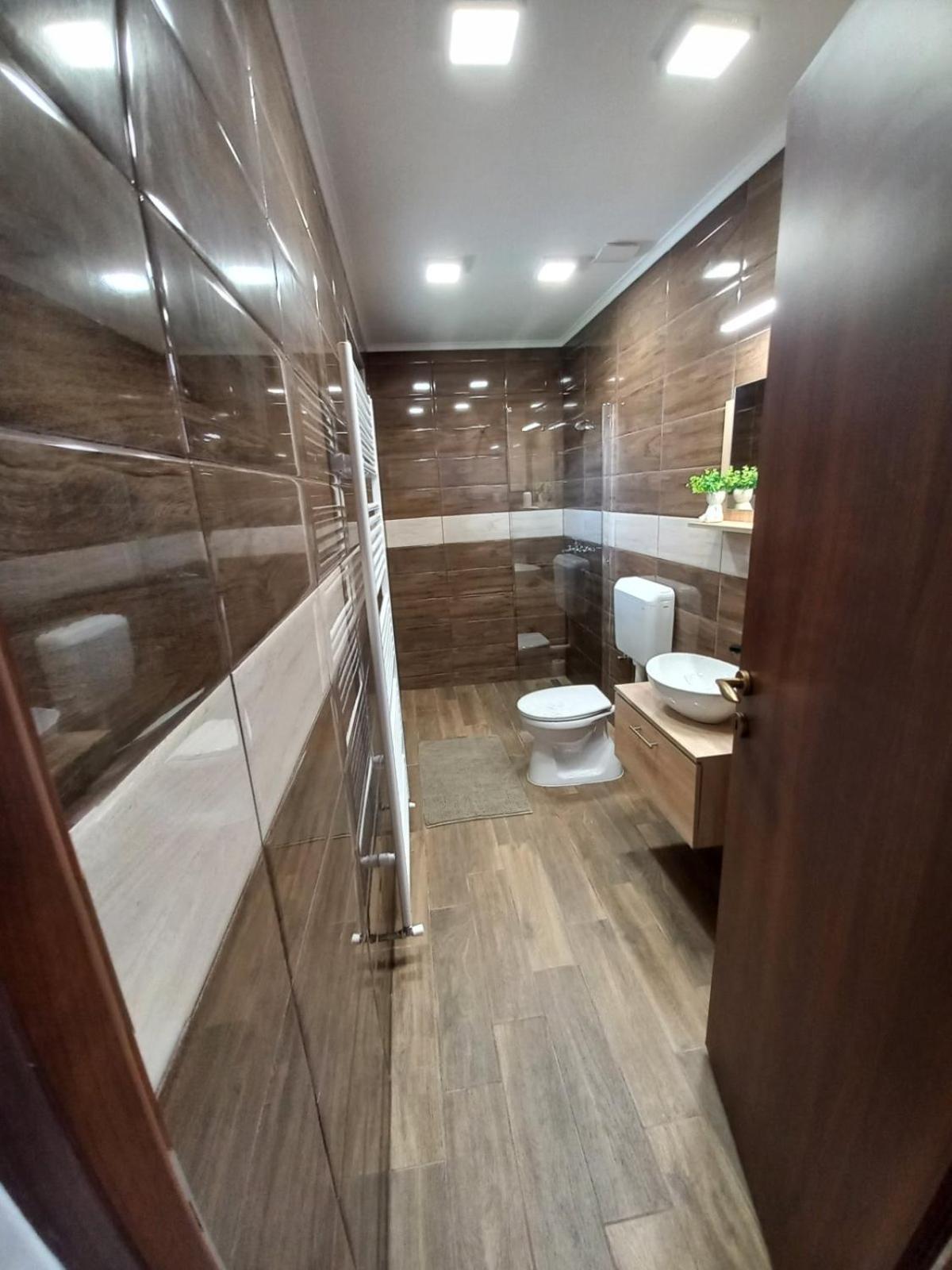 Oazis Apartman Sárospatak Exterior foto