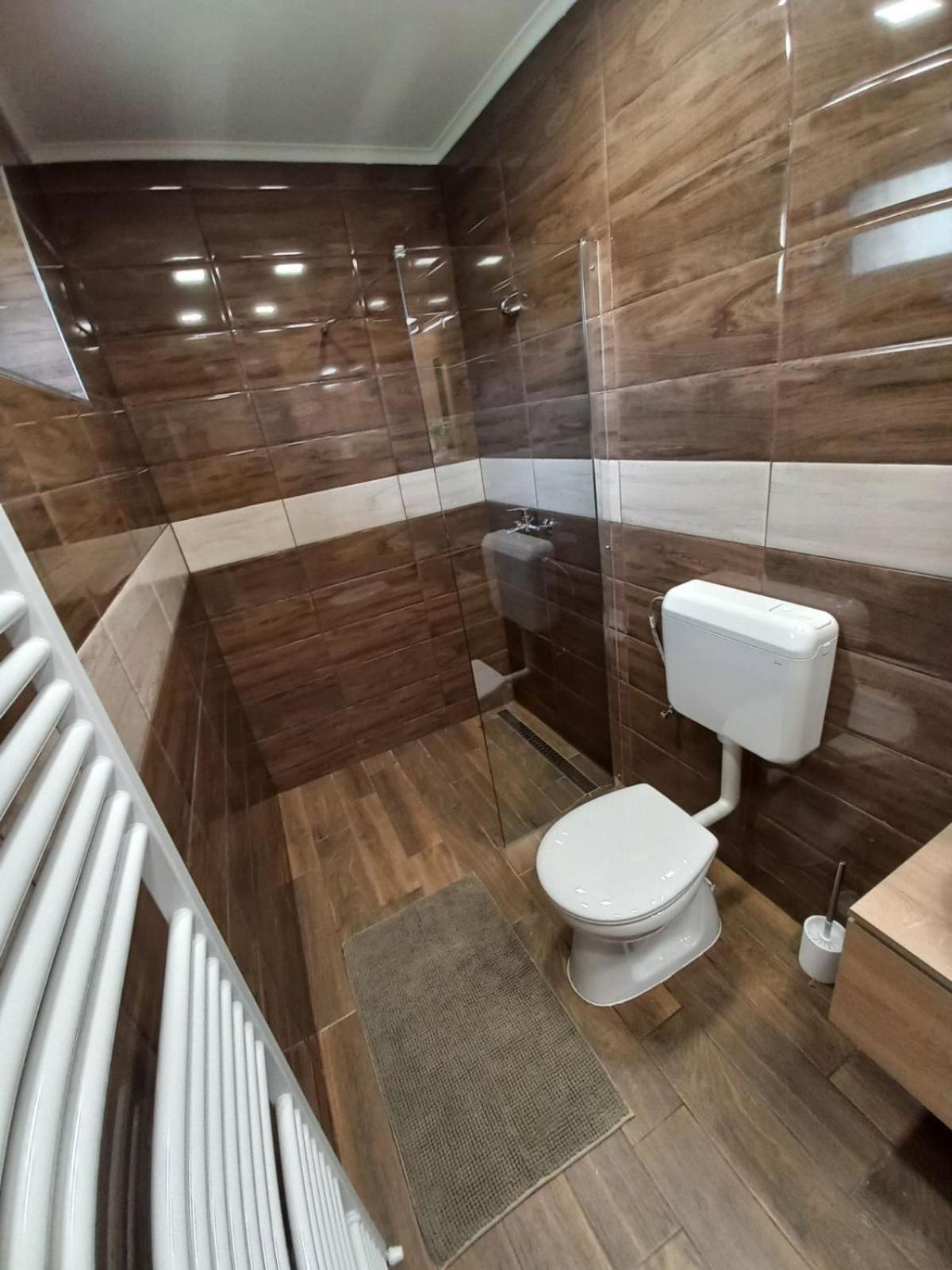 Oazis Apartman Sárospatak Exterior foto